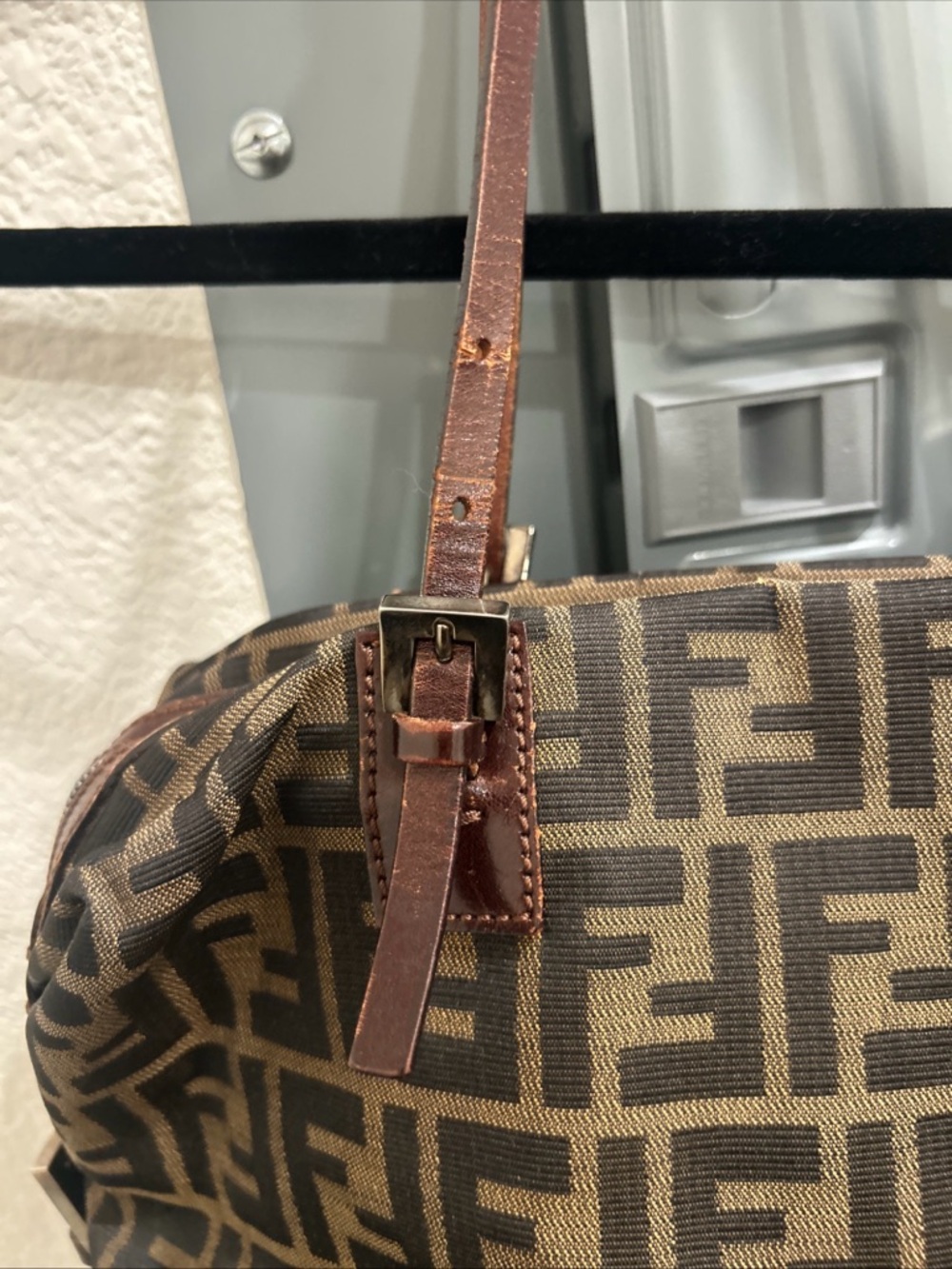 Fendi Zucca FF  Shoulder Bag Vintage  Brown Black canvas Tote 💯 authentic - Picture 4 of 13